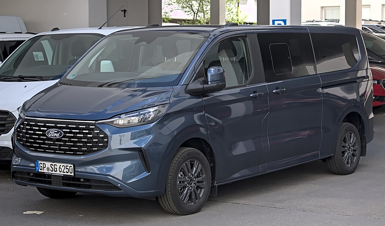 Ford Tourneo 9 Places car rental Fes Morocco